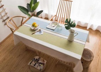 Nhiều mẫu mã khăn trải bàn vô cùng đẹp mắt hiện nay