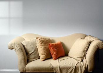 Gối tựa lưng có giá thành rất phải chăng