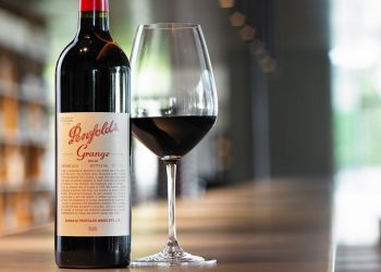 Hướng dẫn cách chọn loại ly hợp với rượu