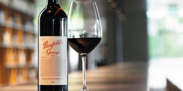 Hướng dẫn cách chọn loại ly hợp với rượu