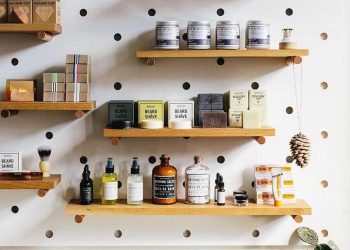 Kệ treo tường nhà bếp có những loại nào? Cách lựa chọn?