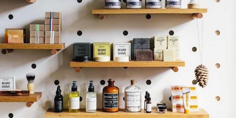 Kệ treo tường nhà bếp có những loại nào? Cách lựa chọn?