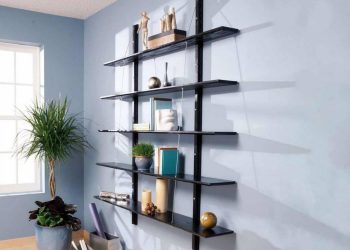 Kệ treo tường phòng khách với nhiều lựa chọn độc đáo