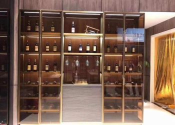 Chọn tủ rượu đẹp cần quan tâm và lưu ý những điều gì?