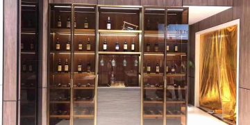 Chọn tủ rượu đẹp cần quan tâm và lưu ý những điều gì?