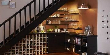 Tủ rượu gầm cầu thang - Một xu hướng thiết kế mới hiện nay