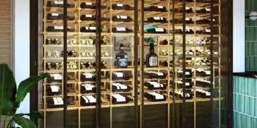 Tủ rượu gỗ sồi – Những điều cần biết trước khi mua tủ