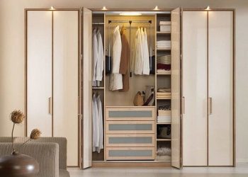 Chọn tủ quần áo gỗ chất lượng cần quan tâm tới điều gì?