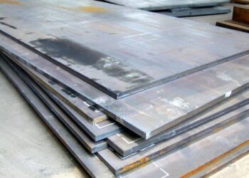 Thép tấm thường được sử dụng để chế tạo các cấu kiện trong xây dựng